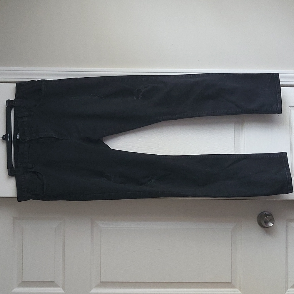 Black Distressed Skinny Jeans